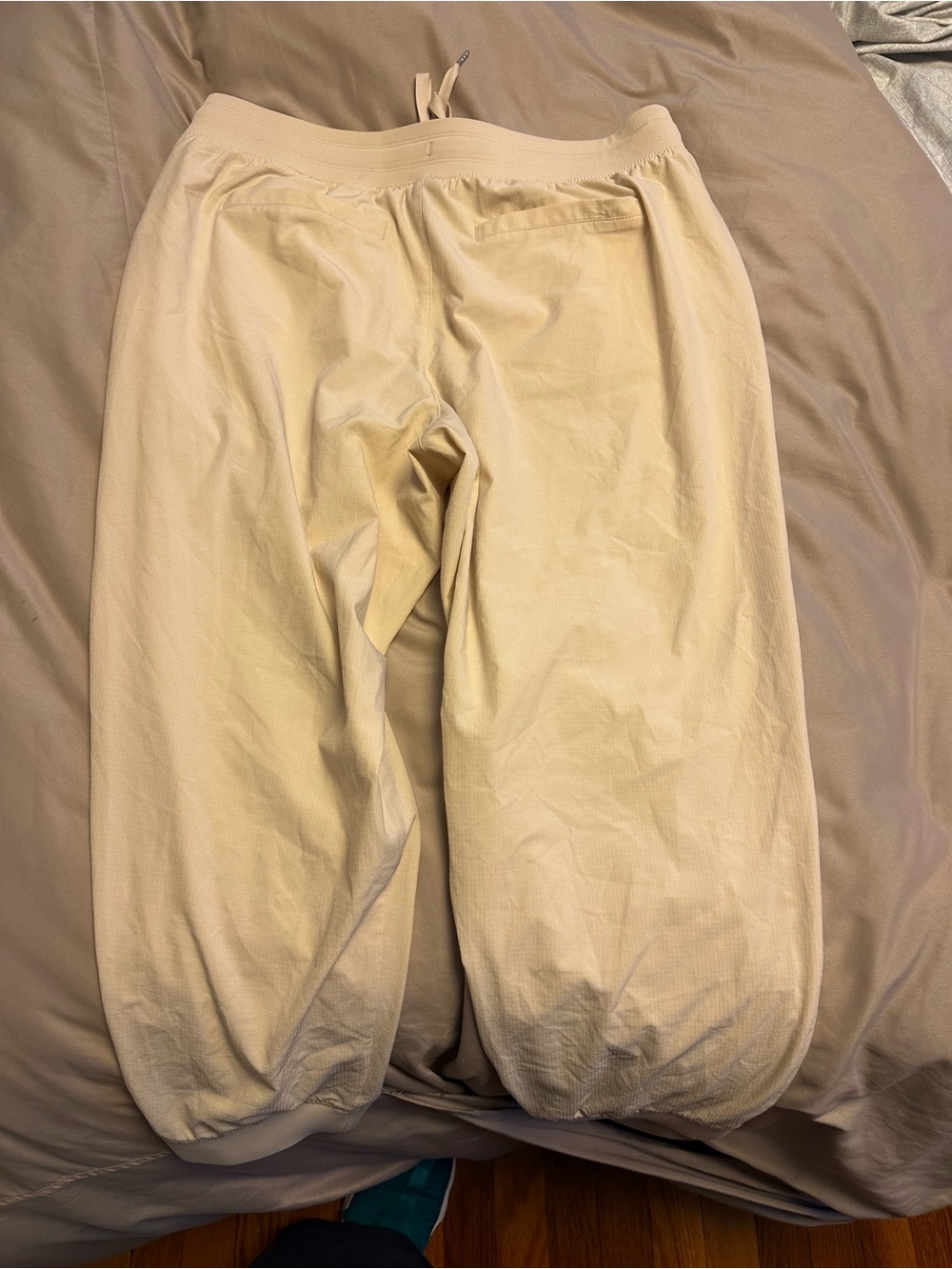 Gap joggers dry fit stretch lightweight size m